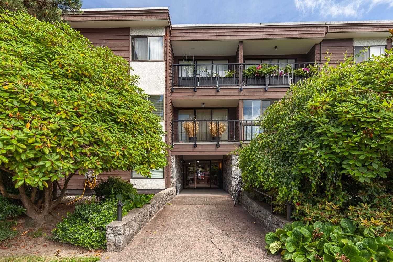 I have sold a property at 102 3787 4TH AVE W in Vancouver
